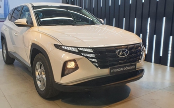 Hyundai Tucson 2022 bản tiêu chuẩn, giá 825 triệu đồng trang bị gì?