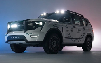 Nissan Patrol làm xe cảnh sát tại Dubai