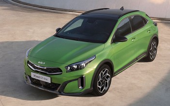 Kia Xceed 2022 có thêm động cơ lai điện, chạy được 48 km khi sạc đầy