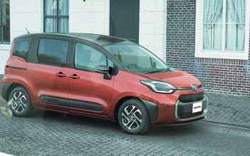 Toyota Sienta 2023 trông như Sienna thu nhỏ, giá 530 triệu đồng