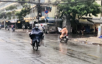 Nam bộ bước vào đợt mưa chuyển mùa