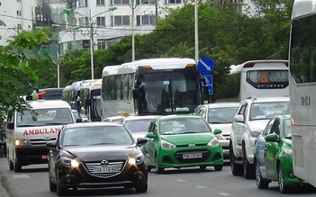 ‘Ám ảnh’ ùn tắc, Nha Trang cấm đậu xe dưới lòng đường