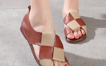 Kiểu sandal, dép mùa hè vừa êm chân, vừa tiện dụng nhìn là đã muốn xỏ chân vào