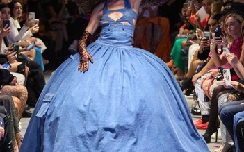 Váy panniers mang phong cách retro xuất hiện trong các bộ sưu tập Xuân Hè 2023