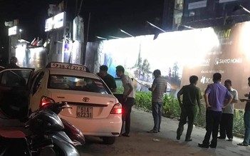 Tài xế taxi Vinasun bị khách là 'dân đòi nợ thuê' cứa vào cổ