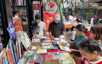 Lần đầu tiên, phiên chợ 'Khuyến đọc' được tổ chức tại TP.HCM
