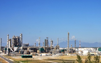 Nhà máy lọc dầu Dung Quất lại 'dọa' đóng cửa