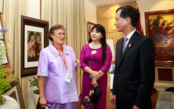 Công chúa Thái Lan thăm Đại sứ quán VN