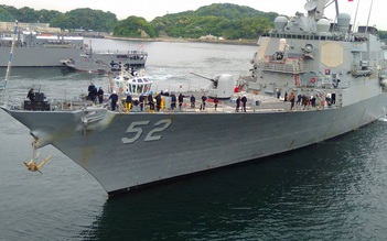 Khu trục hạm Mỹ thăm Trung Quốc lần đầu sau phán quyết Biển Đông
