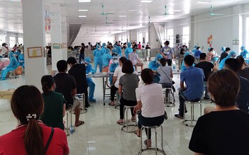 Ở tâm dịch Bắc Giang: Yên tâm khi được tiêm vắc xin phòng Covid-19