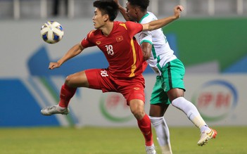 U.23 Việt Nam đá V-League có khả thi ?