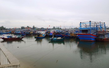 Áp thấp nhiệt đới khả năng mạnh lên thành bão, Quảng Nam cấm tàu thuyền ra khơi
