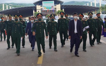 Giao lưu hữu nghị quốc phòng biên giới Việt - Lào là sự kiện chính trị quan trọng