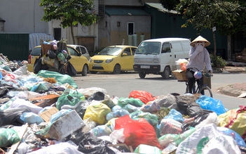 Phân luồng, ứng phó trước nguy cơ ‘khủng hoảng rác thải’ tại Hà Nội