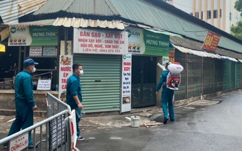 Hà Nội đóng cửa chợ Nhân Chính vì bệnh nhân Covid-19 thường tới mua đồ