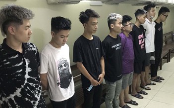 Tạm giữ 8 thanh niên 'bão đêm', gây náo loạn phố phường Hà Nội
