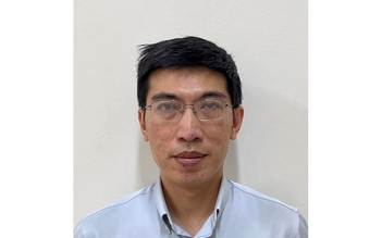 Bắt ông Nguyễn Quang Linh tội nhận hối lộ