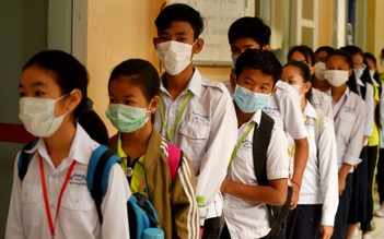 Dịch viêm phổi Vũ Hán: sinh viên, học sinh có đeo khẩu trang khi đến lớp?