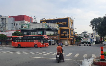 TP.HCM ngày 1.10: Bạn trẻ 'đợi thêm 1-2 tuần nữa mới ra đường'