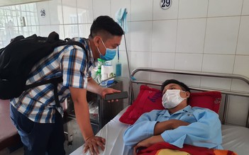 Bảo vệ bệnh viện bị đánh vì nhắc người nhà bệnh nhân đeo khẩu trang