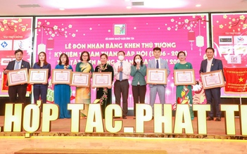 Hội Doanh nghiệp quận Bình Tân đón nhận bằng khen của Thủ tướng Chính phủ