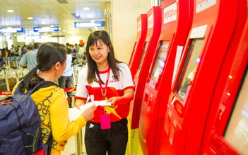 Vietjet: Rực rỡ cờ sao mừng ngày đất nước thống nhất