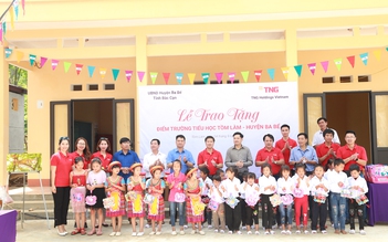 TNG Holdings Vietnam tiếp sức ‘Cùng em đến trường’