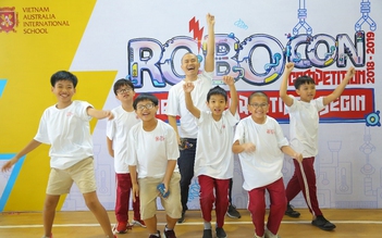 Học sinh tiểu học VAS đam mê sáng tạo và lập trình robot