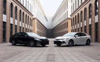 Toyota Camry: Trẻ hóa để giữ ngôi vương