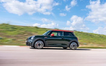 MINI John Cooper Works 3-Cửa: Biểu tượng xe hiệu suất cao huyền thoại từ Anh quốc