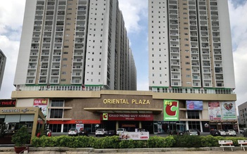 Cưỡng chế 43 căn hộ xây dựng sai phép tại chung cư Oriental Plaza