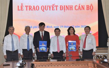 Trao quyết định của Thủ tướng phê chuẩn 2 Phó chủ tịch UBND TP.HCM