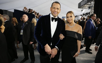 Jennifer Lopez chia tay ngôi sao bóng chày Alex Rodriguez