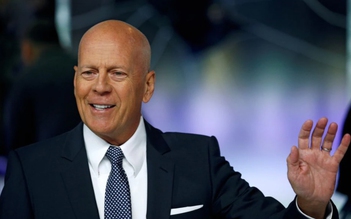 Bruce Willis giã từ sự nghiệp diễn xuất vì mắc căn bệnh cản trở nhận thức