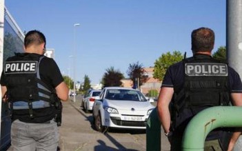 Pháp: Bỏ con vào máy giặt, cha lãnh án 30 năm tù