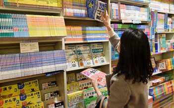 ‘Sốt’ sách bài tập khi trường học đóng cửa vì COVID-19 ở Nhật Bản