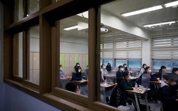 Hàn Quốc mở hơn 100 trung tâm cách ly cho học sinh trước thềm kỳ thi ĐH