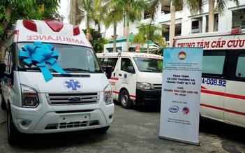 TP.HCM: Trung tâm cấp cứu 115 được tặng xe cứu thương nhập khẩu