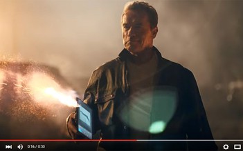 Arnold Schwarzenegger quảng cáo game Mobile Strike theo phong cách Terminator