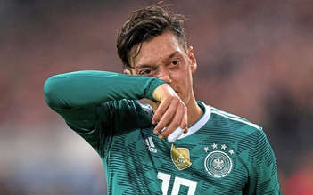 Bị nghi ngờ lòng trung thành, Mesut Ozil chia tay đội tuyển Đức