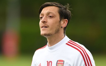 Chuyển nhượng mùa đông: Mesut Ozil khiến Arsenal mừng hụt