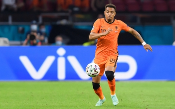 Bán Jadon Sancho cho M.U, Borussia Dortmund mua ngay ngôi sao mới nổi ở EURO 2020