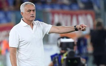 HLV Mourinho gây sốc có thể dẫn dắt PSG