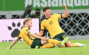 Đánh bại UAE 2-1, tuyển Úc gặp Peru tranh vé dự World Cup 2022
