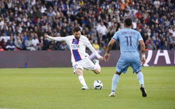 Messi lập siêu phẩm giúp PSG giữ mạch bất bại ở Ligue 1