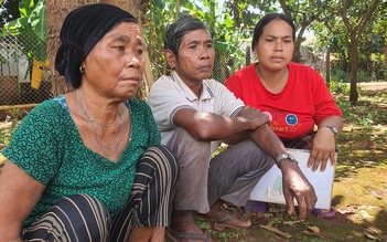 Con từ Campuchia gọi về nhờ nhà gom trăm triệu chuộc thân: Làng nghèo khóc cạn nước mắt