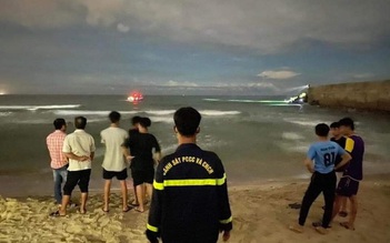 5 người bị sóng biển cuốn trôi ở Quảng Ngãi: 1 người tử vong, 1 người mất tích