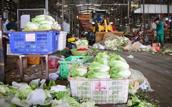 Thiếu rau thịt, Bộ NN-PTNT đề xuất bổ sung chợ đầu mối là dịch vụ thiết yếu