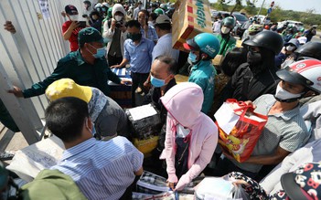 Chủ tịch Hà Nội: ‘Cửa an toàn' với Covid-19 ngày càng hẹp hơn