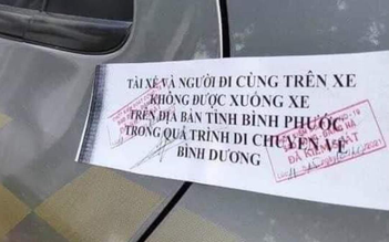 Thực hư giấy niêm phong cửa ô tô 'không được xuống xe' khi qua Bình Phước